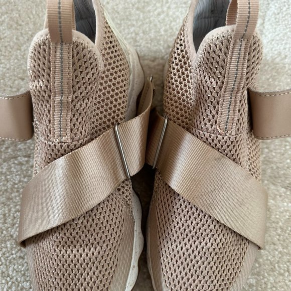 SOREL Women's Kinetic Sneak Trainers, Size US 7 - Picture 7 of 10